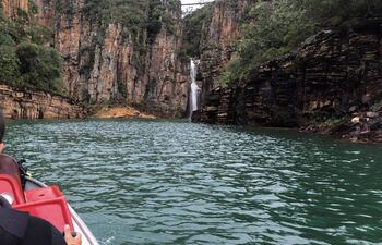 Además de los diez fallecidos, hubo una treintena de heridos, la mayoría leves, aunque cuatro de ellos necesitaron ser hospitalizados.