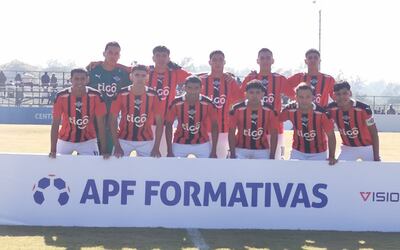 Sub 18 de Libertad que arrancó ganando ante Guaraní