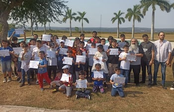 Niños de todas las edades se divirtieron y aprendieron con el ajedrez en Itauguá.