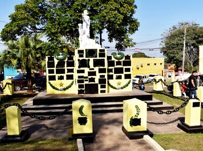 Monumento homenaje a los Niños Mártires de Acosta Ñu, ubicado en la zona urbana de Eusebio Ayala.