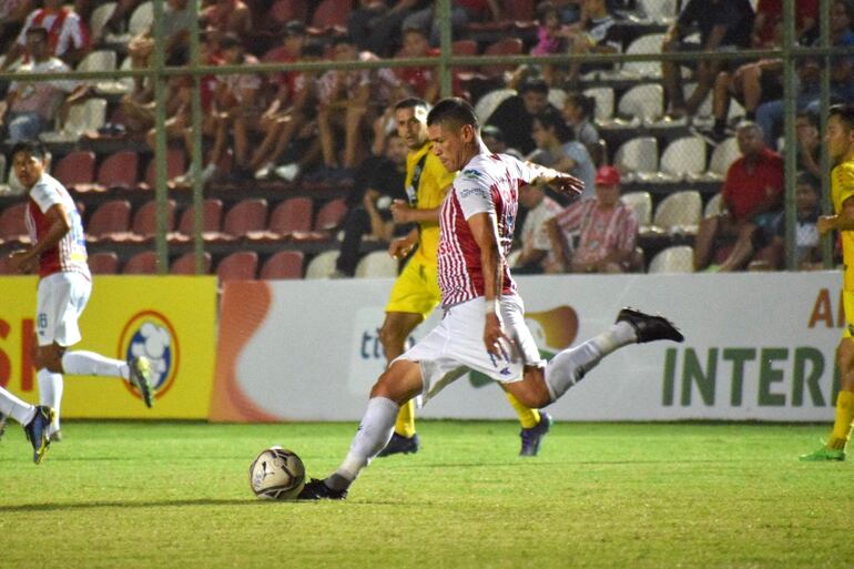 San Lorenzo remontó y logró derrotar a Recoleta
