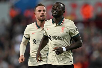 El senegalés Sadio Mané (30 años) le dio con su tanto el triunfo al Liverpool sobre el Aston Villa por 2-1. AFP