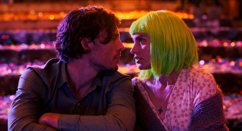 El libro del amor película Sam Claflin Verónica Echegui