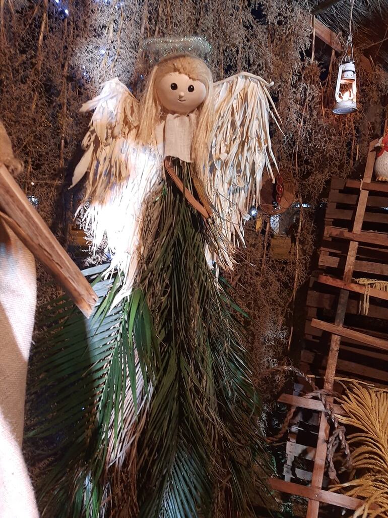 El ingenio y la creatividad de los pobladores de la ciudad de Nueva Italia resaltan en la elaboración de pesebres tradicionales. 