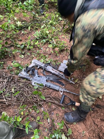 Las armas estaban enterradas en una zona boscosa camino a Hugua Ñandu.