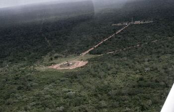 Vista aérea de la campaña previa a la sísmica, cuando se realizaron los trabajos geológicos y geofísicos en la Cuenca Carandayty, a cargo de la concesionaria Riviera SA (foto gentileza).