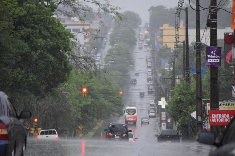 Mañana lluviosa en Encarnación.