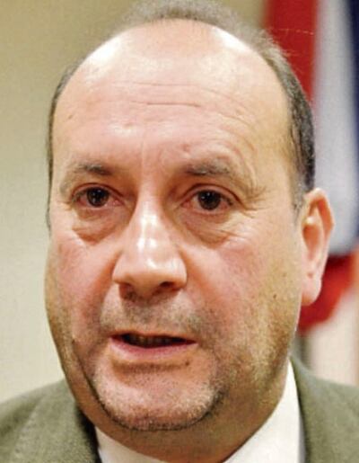 Óscar Rubén Salomón (ANR, Añetete), presidente de la Cámara de Senadores, presidirá hoy la reunión desde su oficina.