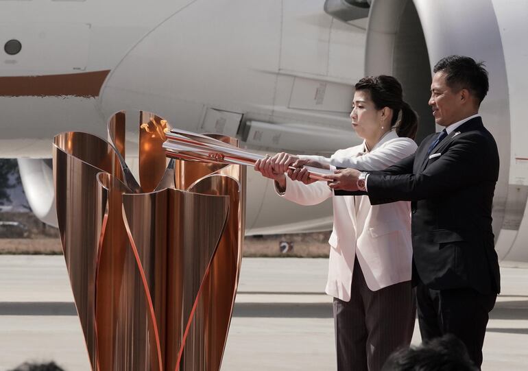 La llama olímpica llegó a Japón para los Juegos Olímpicos de Tokyo 2020.