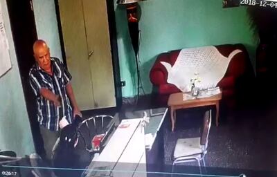 El crimen fue grabado por una cámara de seguridad de la oficina de Mirian Soto.