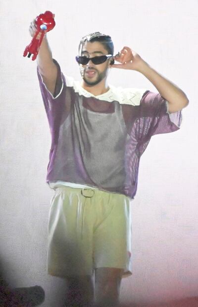 Bad Bunny subió al escenario a las 22:00, en clima de euforia.