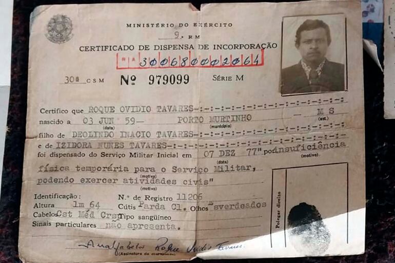 Documento hallado del brasileño Roque Ovidio Tavares, uno de los tres asesinados.