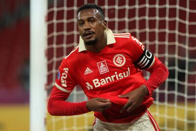 Edenilson, capitán de Internacional, marcó anoche dos goles ante Independiente Medellín.