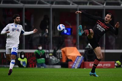 Milan derrotó a Empoli y sigue líder en Italia