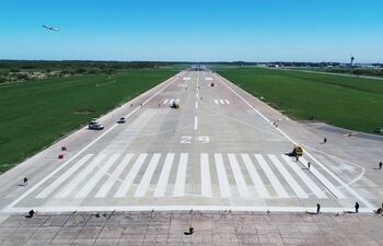 Desde este viernes 30 de octubre Argentina recibirá a turistas que lleguen al país a través del aeropuerto Ezeiza. Los pasos fronterizos terrestres aún seguirán cerrados.