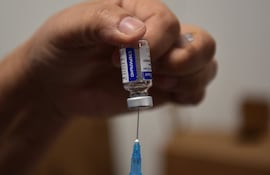 La vacuna Sputnik V es la que intentaron registrar en su momento las farmacéuticas privadas.