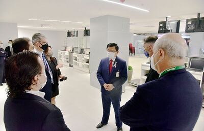 Cuando se reabrió el aeropuerto, Kanazawa prometió flexibilizar la reactivación a  representantes de las aerolíneas, pero oculta una importante licitación.