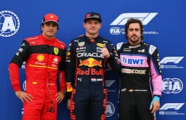 Grilla de partida del GP de Canadá, con Max Verstappen (c), Fernando Alonso (d) y Carlos Sainz.