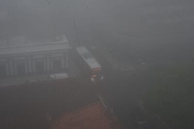 Intensa niebla cubre el país.