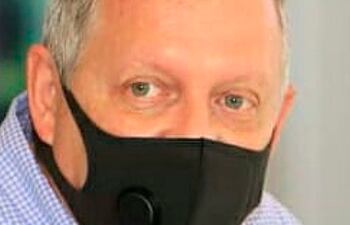 Ing. Santiago Bertoni, ministro.