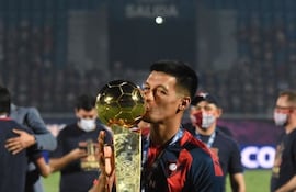 Julio Dos Santos, jugador de Cerro Porteño.