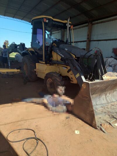 El hombre fue asesinado esta mañana en el interior de su propiedad.