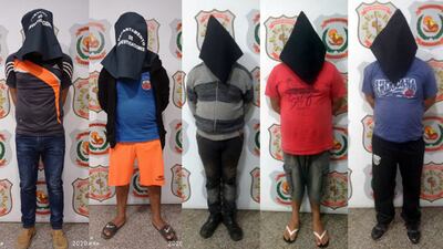 Cinco responsables de custodiar la carga de combustible fueron detenidos por presunta complicidad con los ladrones.