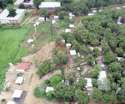 Cada vez más personas ingresan al predio del psiquiátrico.