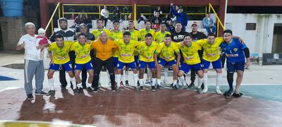 El club 12 de Octubre, campeón del torneo organizado por la Federación Pilarense de Futsal - FIFA.