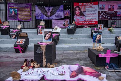 Madres de mujeres desaparecidas y asesinadas protestan en el municipio de Tuxtla Gutiérrez, en el estado de Chiapas (México).