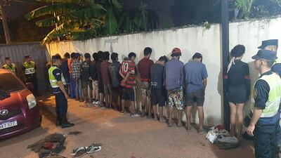 Agentes de la comisaría 54 de San Lorenzo retuvieron a más de 20 adictos en la comisaría.