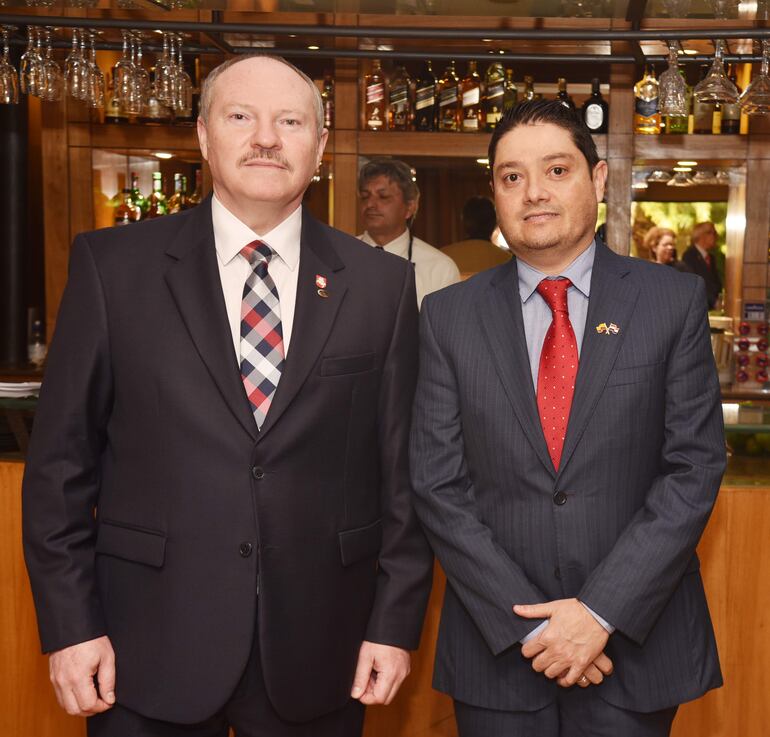 Walter Ismachowiez y Marcos Díaz.