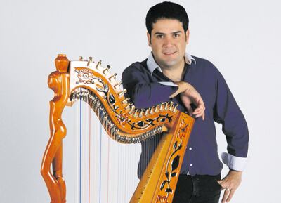El arpista Marcelo Ojeda será uno de los artistas que actuarán en el XXI Festival del Paraná, en la pérgola de la playa San José.