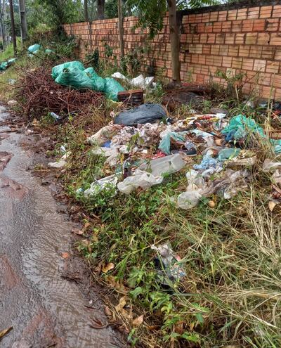 Vertedero clandestino en San Lorenzo.