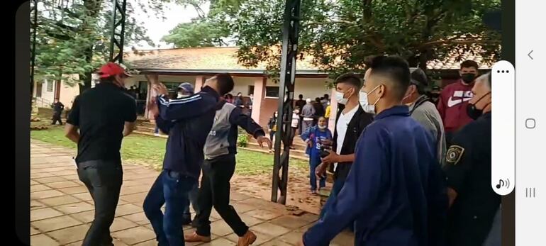 Pelea entre colorados y liberales en San Joaquín.