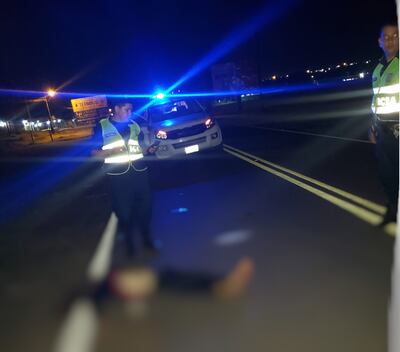 Procedimiento policial ante el arrollamiento de un hombre.