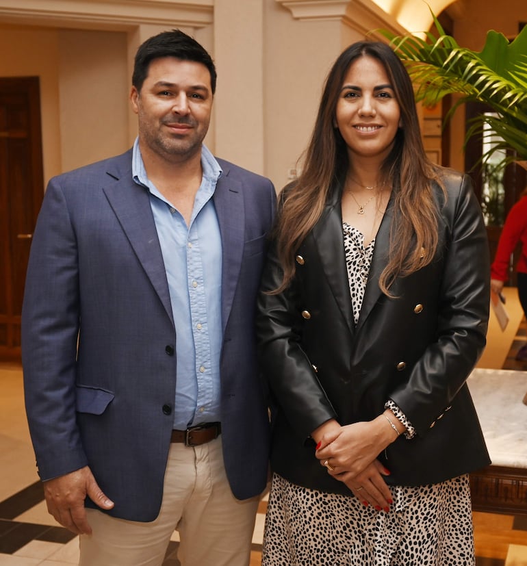 Gustavo Camio e Inés Giménez.