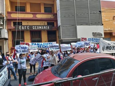Los aspirantes a docentes aseguran que la plataforma digital presentó innumerables fallas.