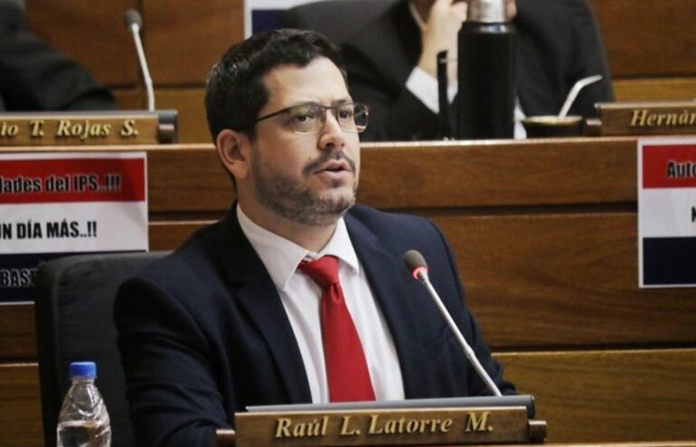 El diputado Raúl Latorre destinará G. 35.000.000 en su campaña por el rekutu.