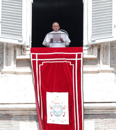 Vatican City (Vatican City State (holy See)), 23/04/2023.- Pope Francis leads the Regina Caeli prayer from his office window overlooking Saint Peter's Square, Vatican City, 23 April 2023. (Papa) EFE/EPA/GIUSEPPE LAMI
