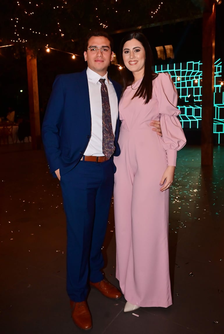 Sebastian Olivella y Paula Oviedo.