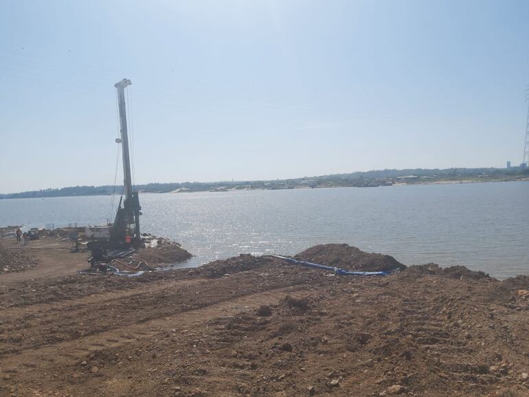 Actualmente se llevan a cabo los primeros trabajos de fundación