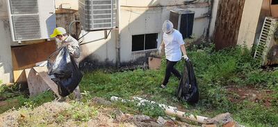 Los funcionarios del departamento de Promoción de la Salud estuvieron a cargo de la minga ambiental.