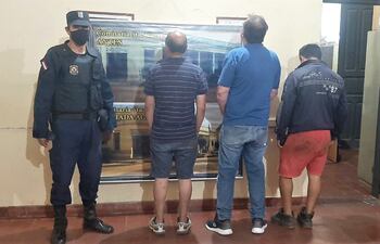 Varios detenidos en control policial en Carapeguá