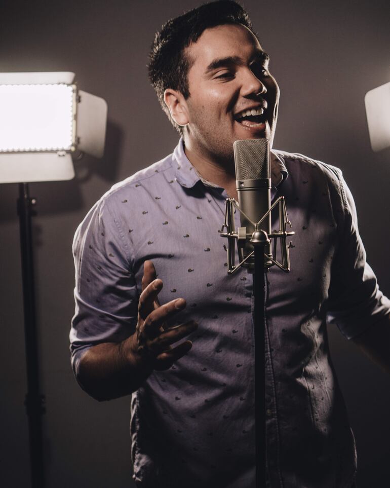 Carlos Yegros dio a conocer su primera composición: "Estás en mi corazón".