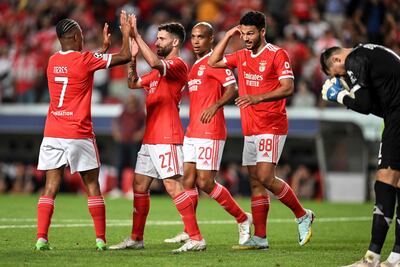 Benfica clasificó a la fase de grupos de la Liga de Campeones