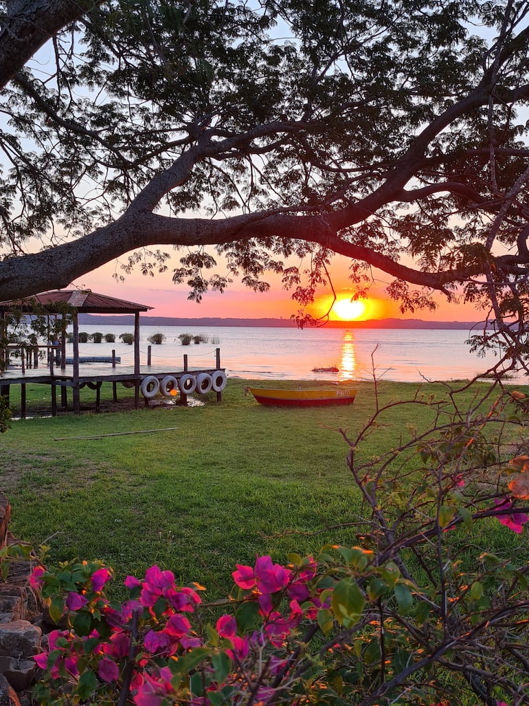 Silvina Galeano realizó una lograda composición del atardecer en San Bernardino.