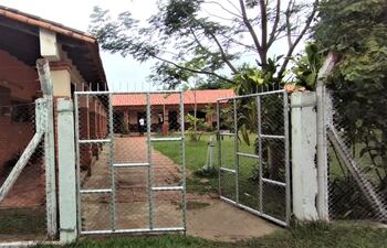 Desconocidos dejan sin almuerzo a escolares de una escuela rural de Pirayú.