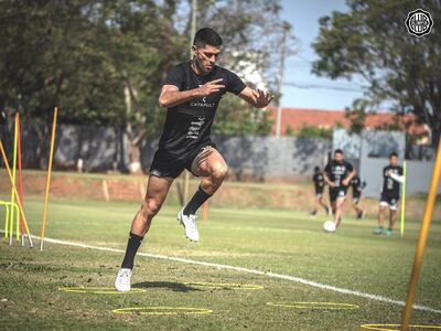Brian Guillermo Montenegro Benítez (10 de junio de 1993), se ganó un lugar en el once de Olimpia.