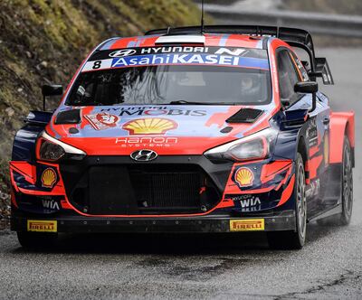 El estonio Ott Tänak y su navegante Martin Järveoja lideran el Rally de Montecarlo cumplida ayer la primera etapa de la competencia, que abrió la temporada del Campeonato Mundial de Rally .